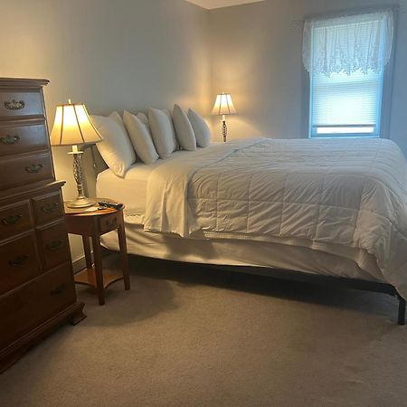 The Vermont Inn Mendon エクステリア 写真