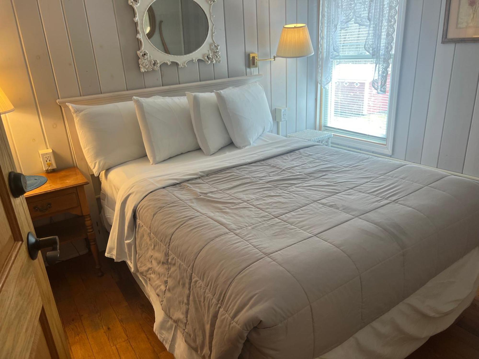 The Vermont Inn Mendon エクステリア 写真