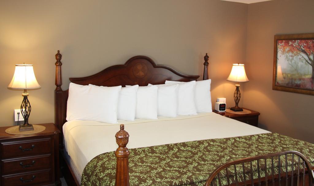 The Vermont Inn Mendon エクステリア 写真